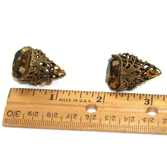 Filigree Topaz Rhinestone Clip Earrings, Large Faceted Glass Bottom, 1960s - Picture 5 of 10